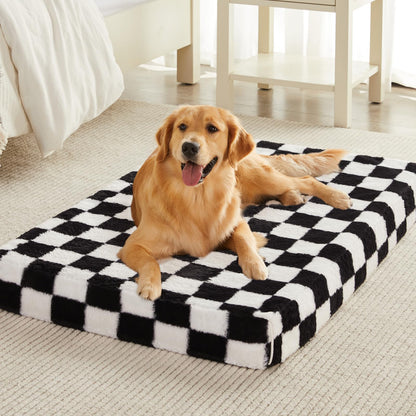 CheckMate Plush Large Dog Bed - Black & White